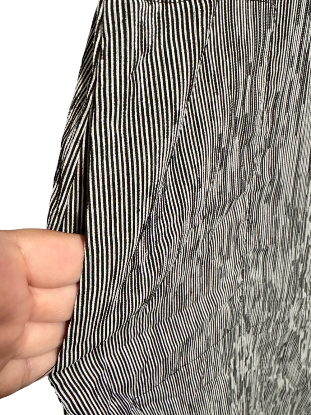 Easel Black and White Pinstripe Smocked Wide Leg Boho Jumpsuit Large - Picture 5 of 9
